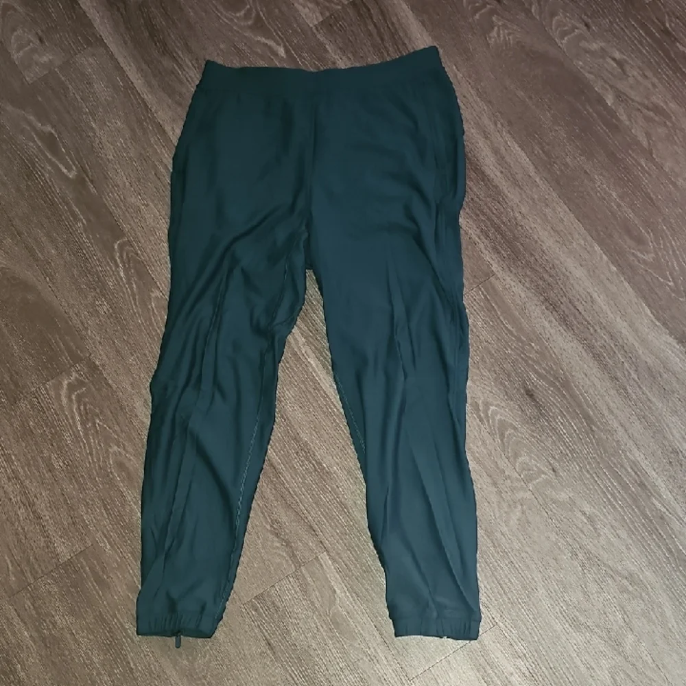 Lululemon Adapted State Fleece Lined Joggers. Sz 10. Excellent! High Rise!!